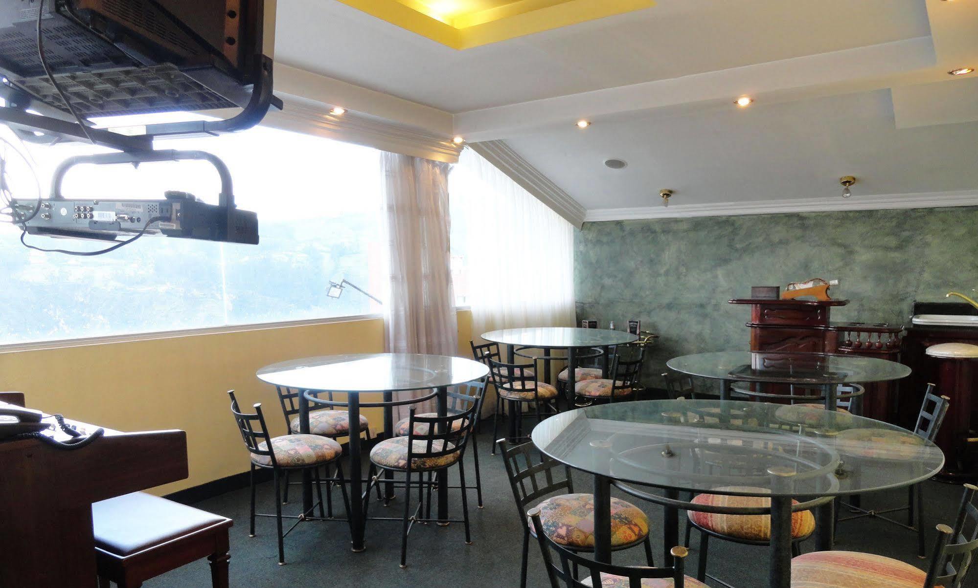 Hotel Suites Gonzalez Suarez Quito Exteriér fotografie